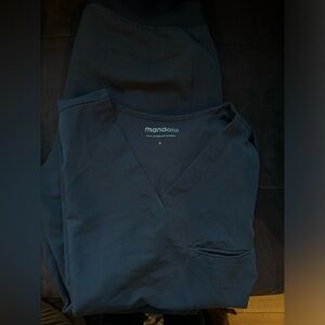 Mandala Grey Scrub set